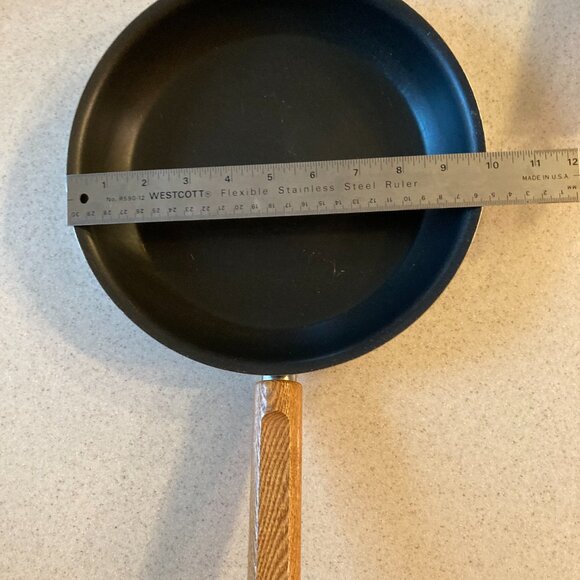 Wearever Aluminum Frying Pans set of 2 Vintage - Picture 11 of 11